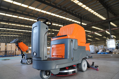 提升清洁效率与卫生标准，商场全自动洗地车的好处